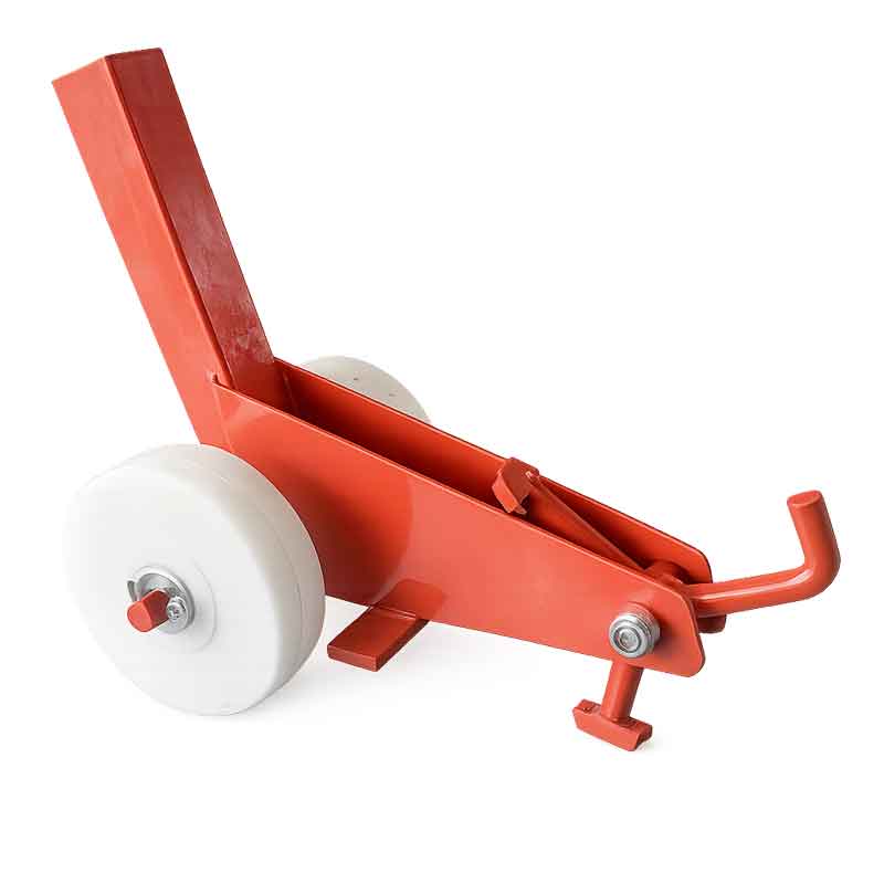Ergonomisk brunnslocköppnare med hjul för enkel och säker öppning av tunga brunnslock med minskad belastning på rygg och axlar.