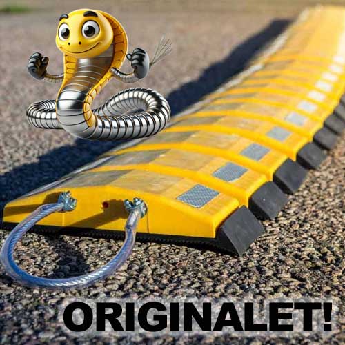 Boavajer, ett flexibelt och temporärt farthinder för vägarbeten, med en stark metallvajer inuti för stabilitet och följsamhet längs vägbanan.