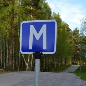 mötesplats vägmärke på landsväg för samfällighet och privat väg