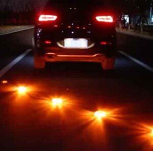 LED varningsljus på väg – ökar säkerheten vid bilstopp och vägarbeten