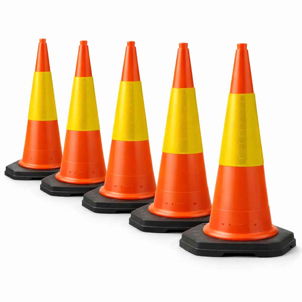 trafikkon Trafikkoner med reflex för tydlig avspärrning och ökad trafiksäkerhet