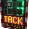 hastighetsdisplay med text
