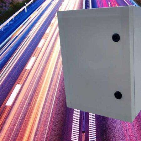 trafikräknare för anslutning mot belysningstolpe eller solcell