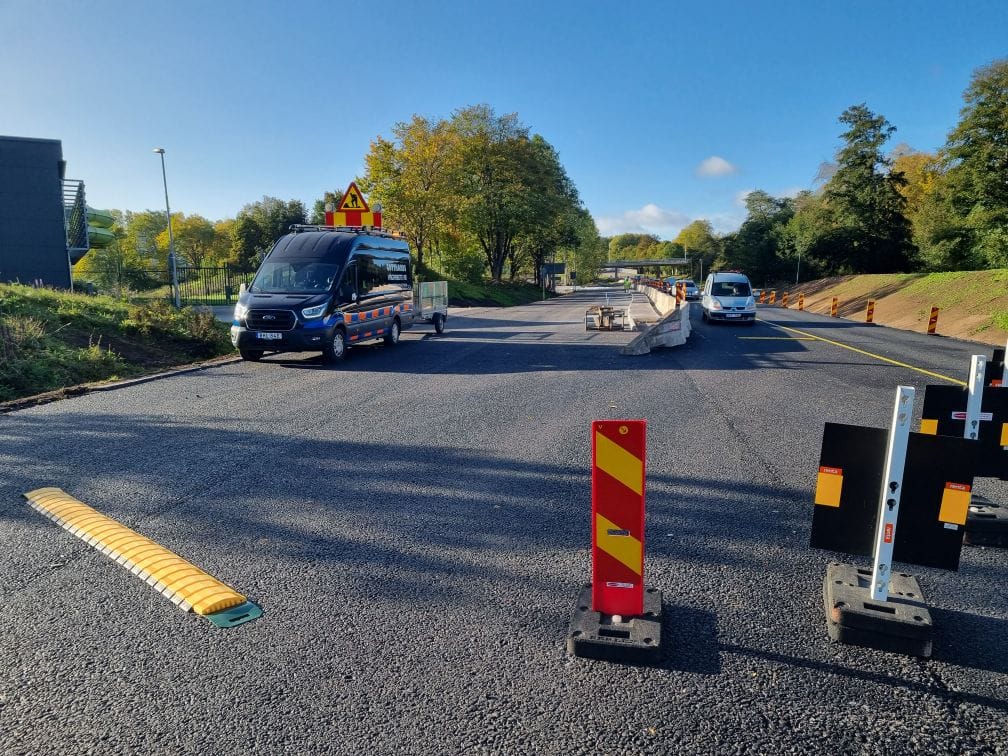 vägarbete kunder gotthards farthinder ta arbete på väg trafikanordningar