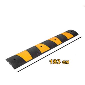 BeeSafe farthinder i gummi med gula reflexer, 183 cm långt, visat med måttangivelse. Designat för att sänka hastigheten till gångfart i bostadsområden och andra känsliga miljöer.